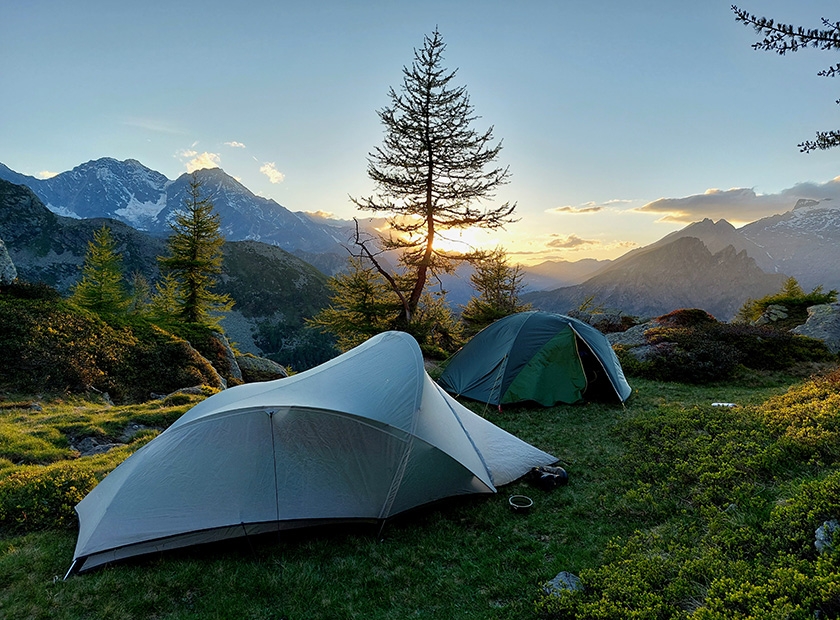 Come approcciarsi ai primi trekking lunghi in autonomia: intervista all’Accompagnatrice di Media Montagna Susanna Perletti